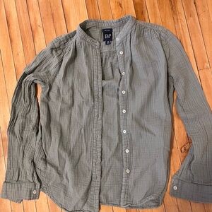GAP Olive Button-Front Band Collar Shirt